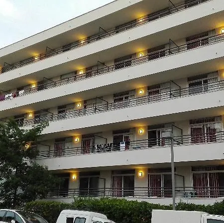 Medplaya Esmeraldas Aparthotel 3*