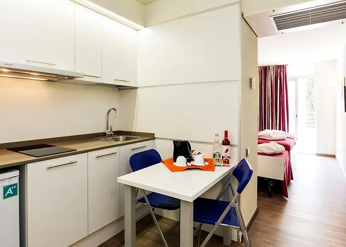 Апарт-отель Medplaya Esmeraldas Тосса-де-Мар