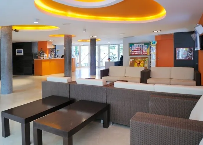 Medplaya Esmeraldas Apart Otel Tossa de Mar