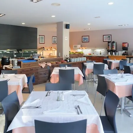梅德普拉亚埃斯梅拉达公寓式酒店 公寓式酒店